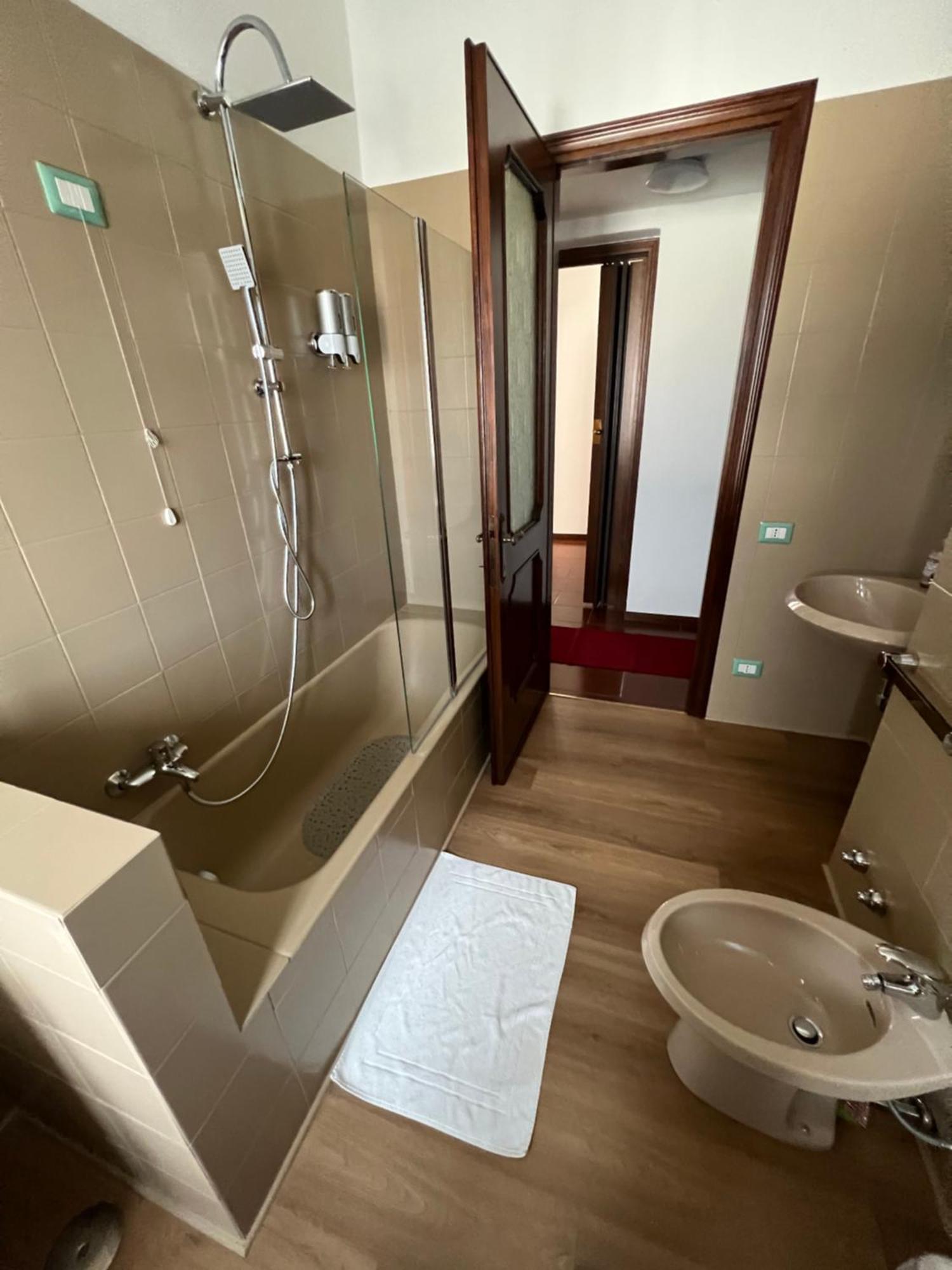 Orio Easy Relax 24H Airport 3 - A Few Steps Apartment Orio al Serio Exterior foto